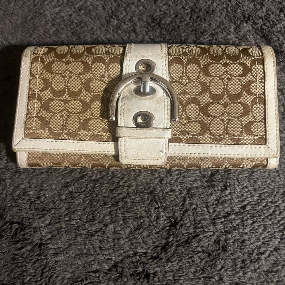 Coach Tan and Cream Signature Wallet